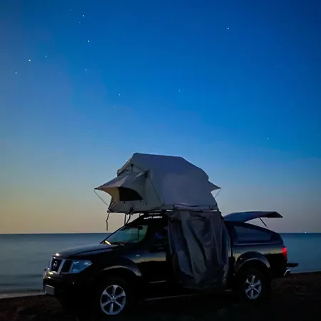 Luxury tent Car